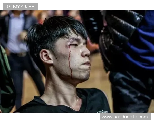 成都篮球队崛起之路:从默默无闻到总决赛的辉煌历程 成都篮球队崛起之路:从默默无闻到总决赛的辉煌历程