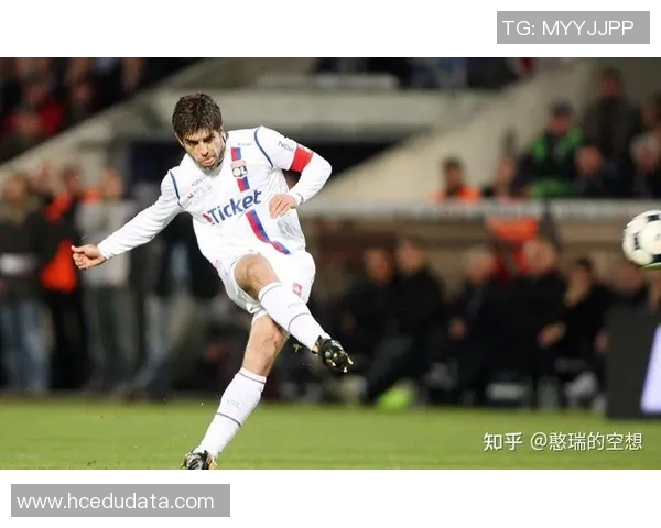 华而不实的足球明星背后的真实实力与商业价值探讨