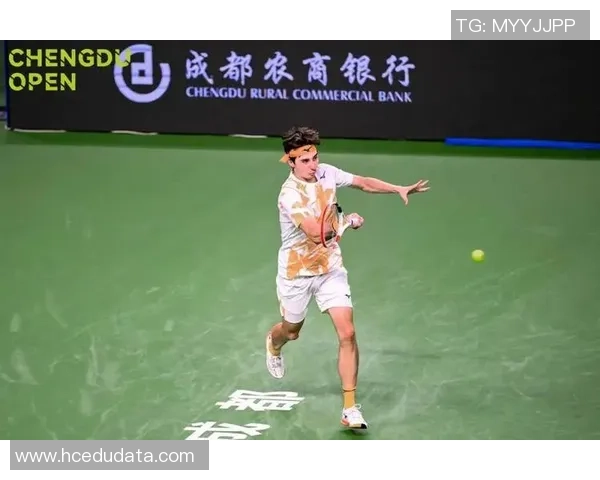 成都网球队以76分领跑杯赛积分榜展现强劲实力和团队合作精神